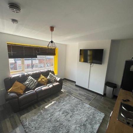 The Willow - Superb Spacious 3 Bed Room Apartment Blackpool Zewnętrze zdjęcie